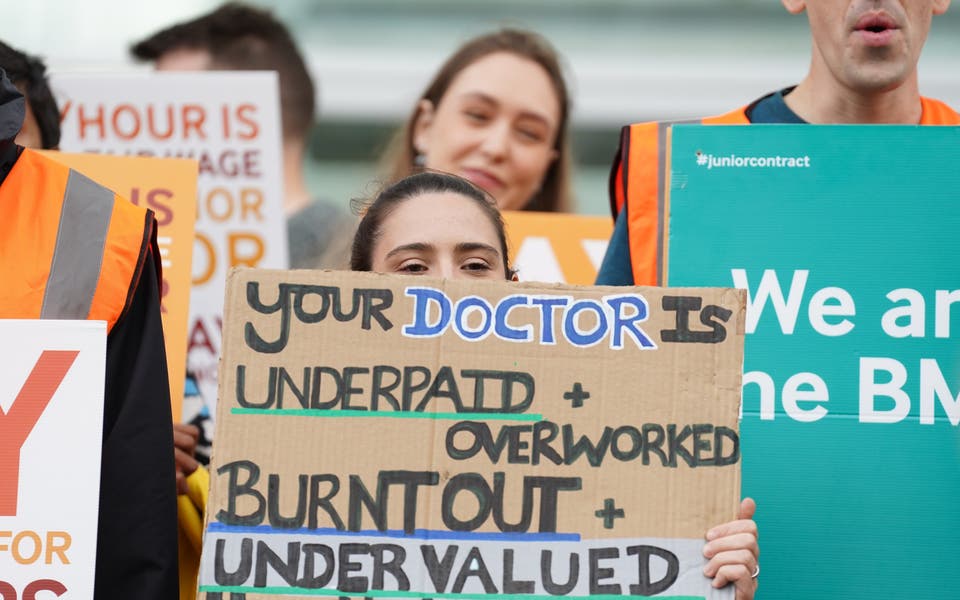 Junior doctors announce longest strike in NHS history