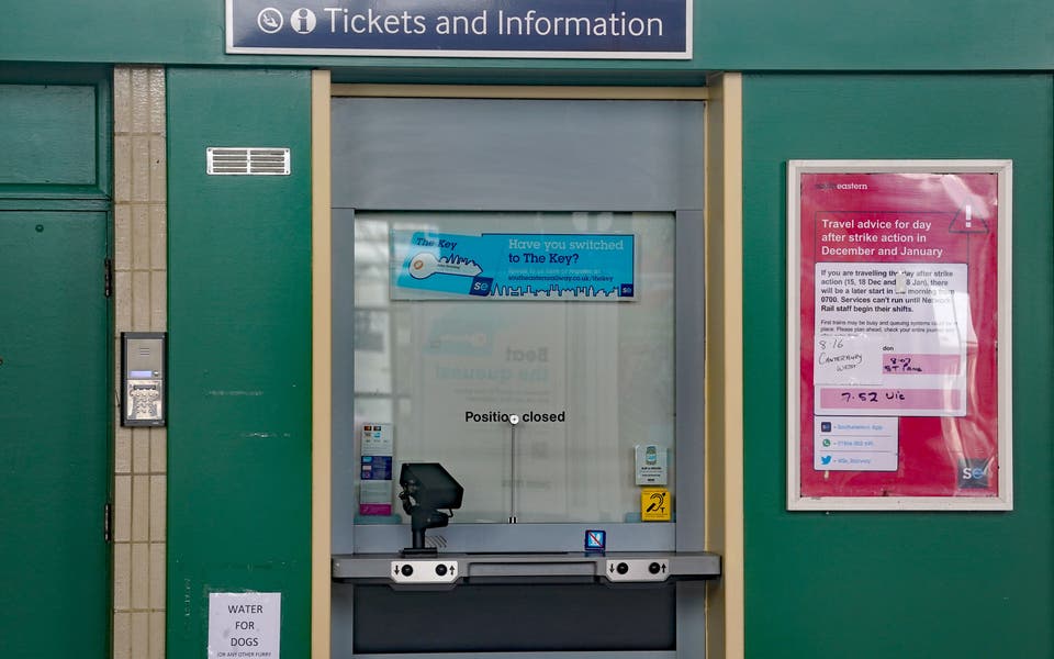 Plan to close station ticket offices sensationally axed by Government